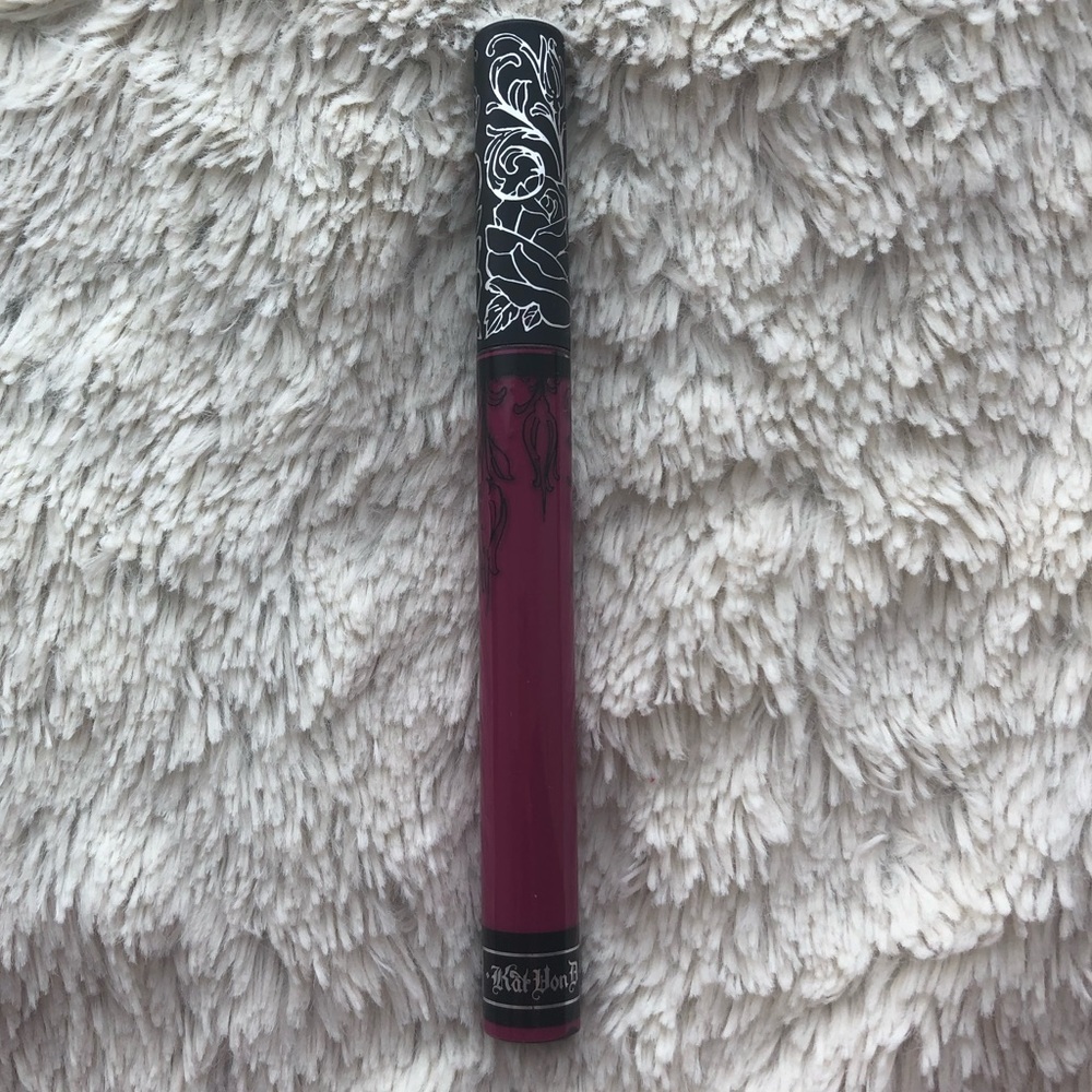 Bauhau5 Kat Von D liquid lipstick